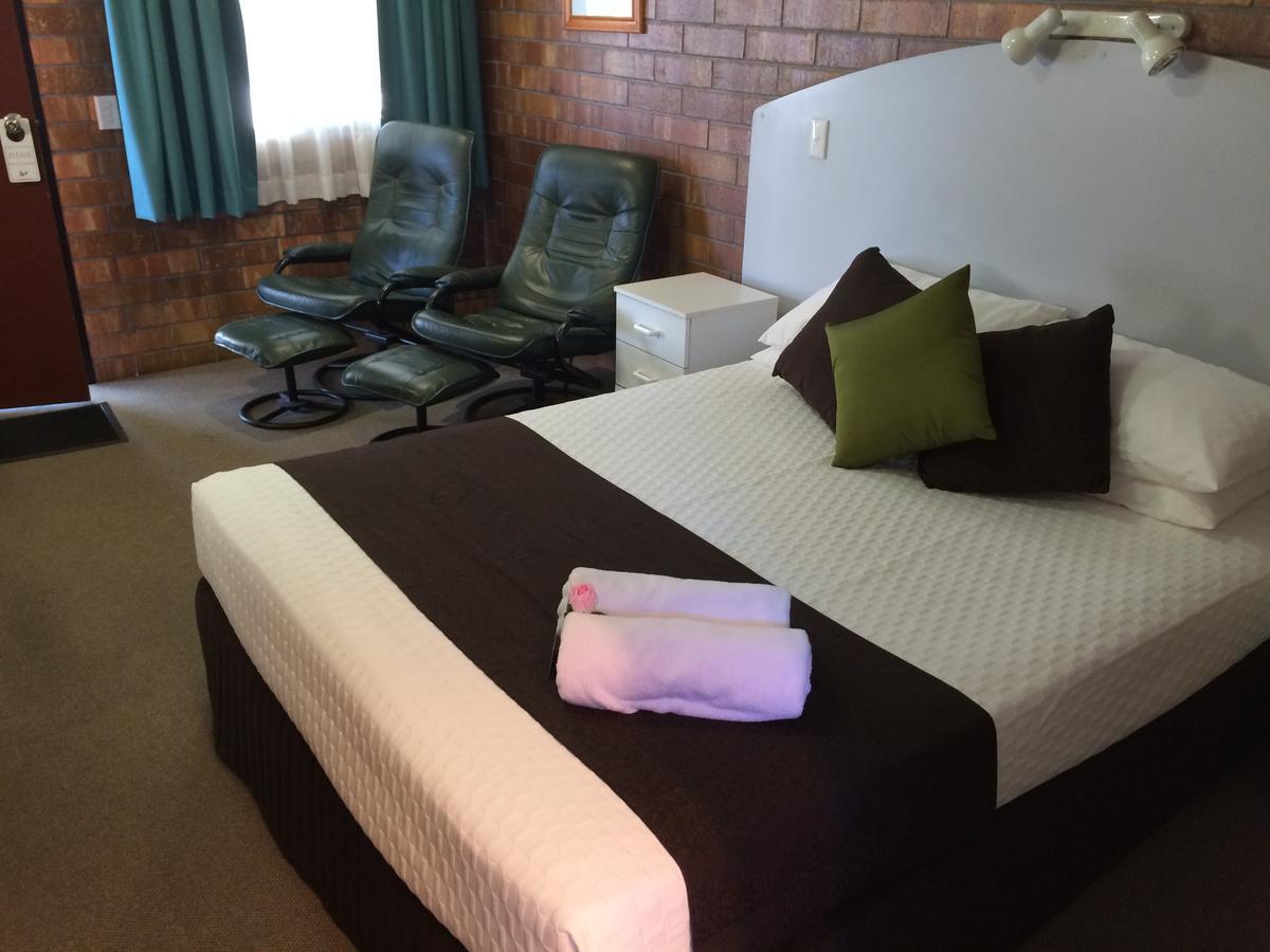 Miles Outback Motel Dış mekan fotoğraf